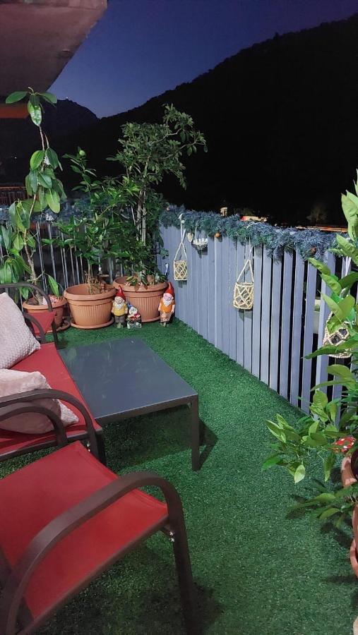 Apartament Ovo Sinaia Kültér fotó